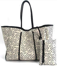 Women's Large Neoprene Travel Tote Bag With Wristlet